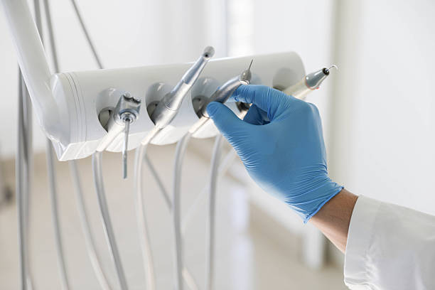 Professional Emergency Dentist technician working in Apple Valley, CA